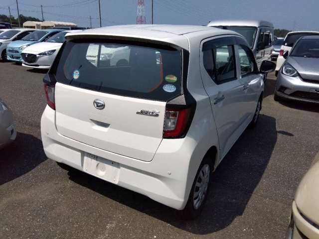 DAIHATSU MIRA E S 2020
