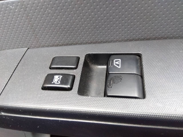 NISSAN AD 2015