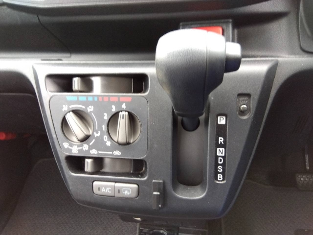 DAIHATSU MIRA E S 2021