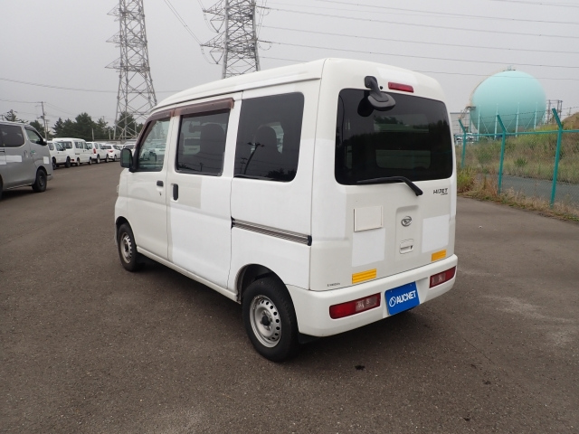 DAIHATSU HIJET VAN 2017