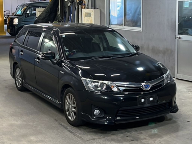TOYOTA COROLLA FIELDER 2014
