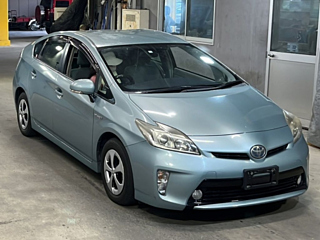 TOYOTA PRIUS 2014