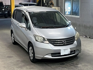 HONDA FREED 2009