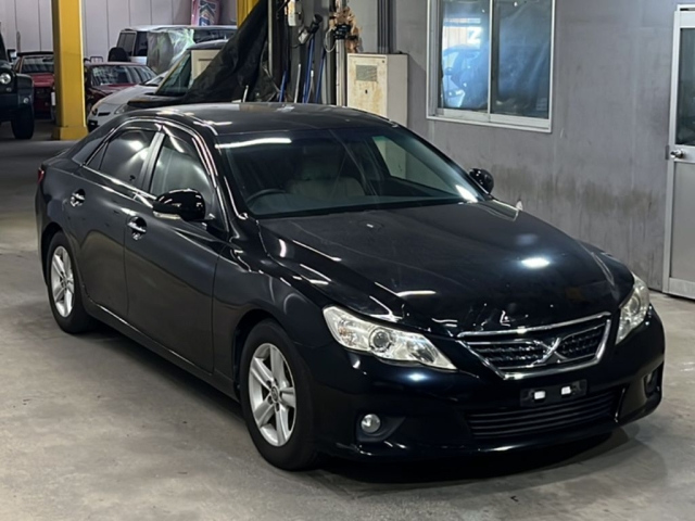 TOYOTA MARK X 2010