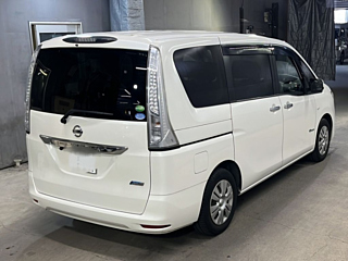NISSAN SERENA 2013