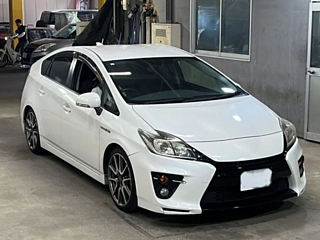 TOYOTA PRIUS 2013