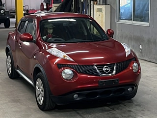 NISSAN JUKE 2012