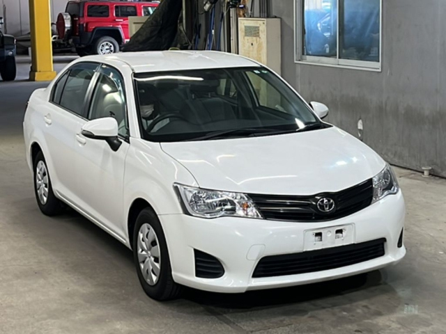 TOYOTA COROLLA AXIO 2015