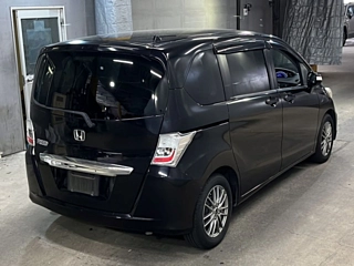 HONDA FREED 2013