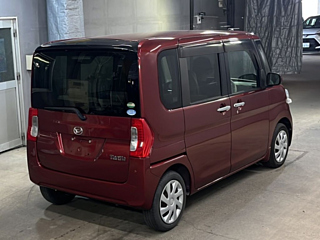DAIHATSU TANTO 2015