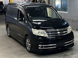 NISSAN SERENA 2010