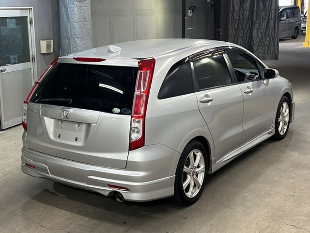 HONDA STREAM 2010