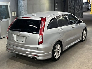 HONDA STREAM 2010