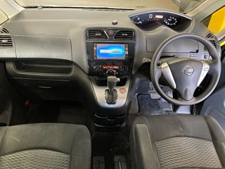 NISSAN SERENA 2012