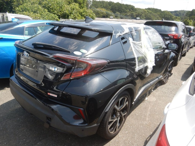 TOYOTA C-HR 2017