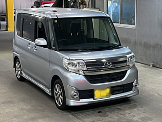DAIHATSU TANTO 2014