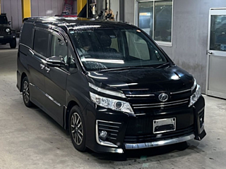 TOYOTA VOXY 2016