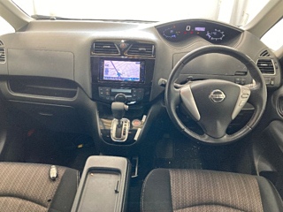 NISSAN SERENA 2015