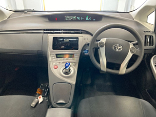 TOYOTA PRIUS 2012