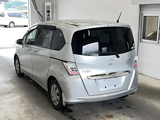 HONDA FREED 2012