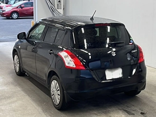 SUZUKI SWIFT 2015