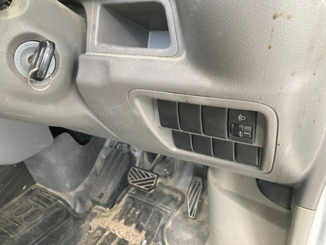 NISSAN CLIPPER VAN 2015