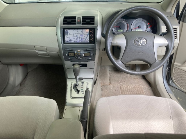 TOYOTA COROLLA AXIO 2011