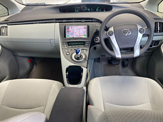 TOYOTA PRIUS 2011