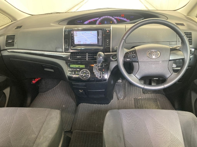 TOYOTA ESTIMA 2012