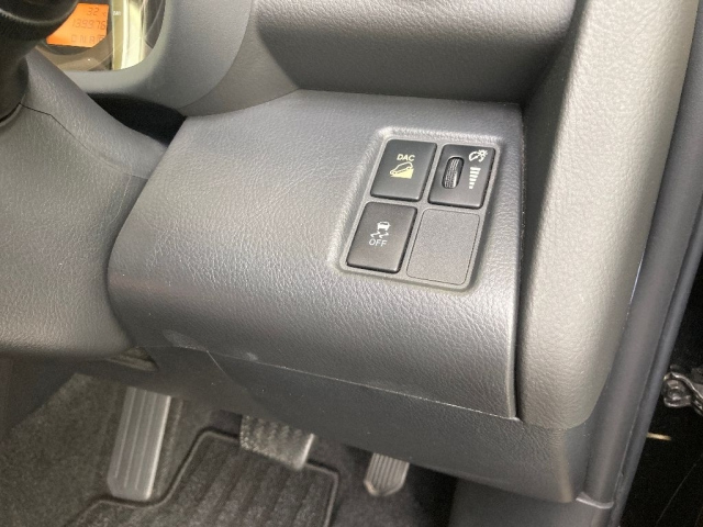TOYOTA VANGUARD 2012