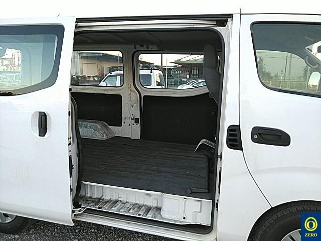 NISSAN CARAVAN VAN 2015