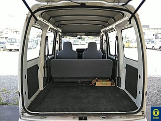 DAIHATSU HIJET VAN 2011