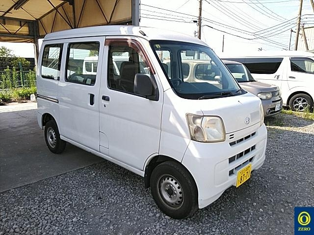 DAIHATSU HIJET VAN 2011