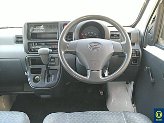 DAIHATSU HIJET VAN 2011