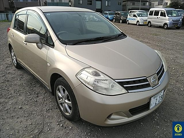 NISSAN TIIDA 2009