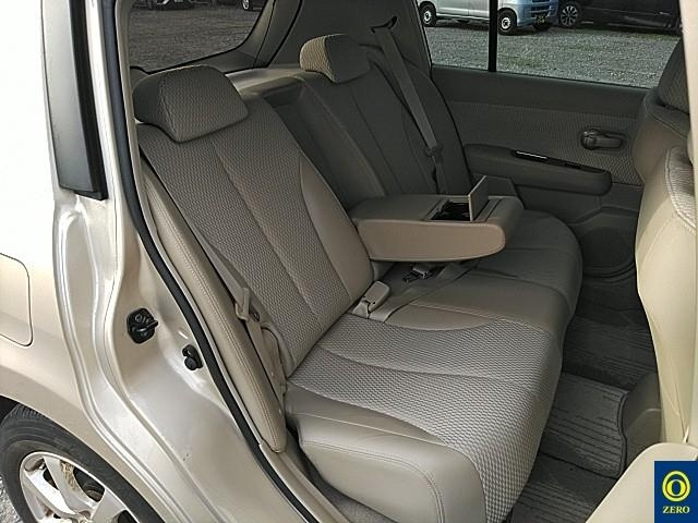 NISSAN TIIDA 2009