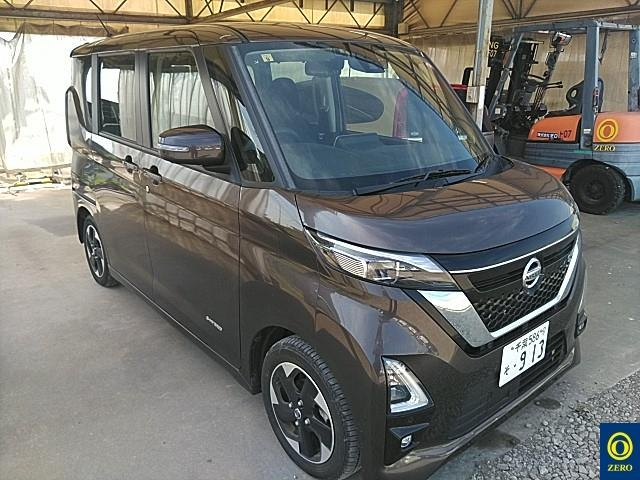NISSAN ROOX 2020