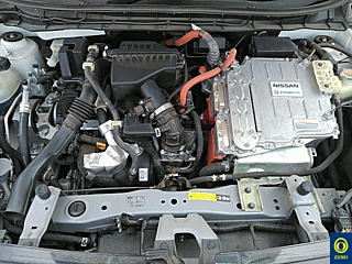 NISSAN KIX 2021