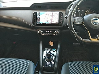 NISSAN KIX 2021