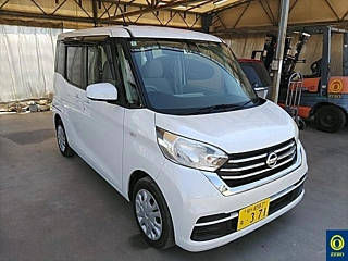 NISSAN DAYZ ROOX 2018