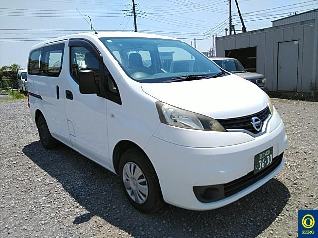 NISSAN NV200 2014