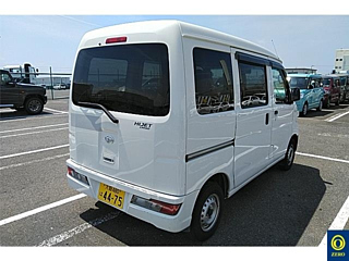 DAIHATSU HIJET VAN 2018