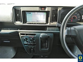 DAIHATSU HIJET VAN 2018