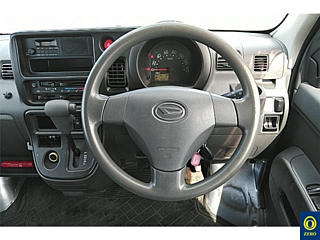 DAIHATSU HIJET VAN 2015