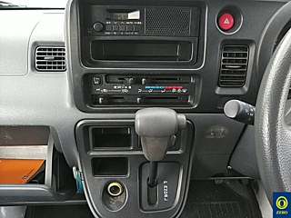 DAIHATSU HIJET VAN 2017