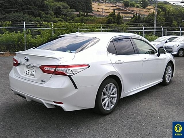 TOYOTA CAMRY 2020