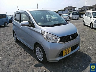 NISSAN DAYZ 2015