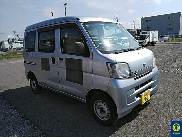 DAIHATSU HIJET VAN 2013