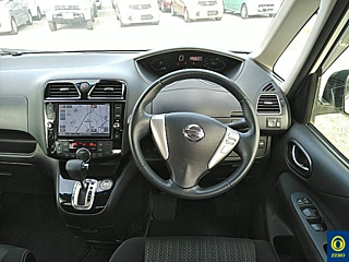 NISSAN SERENA 2015