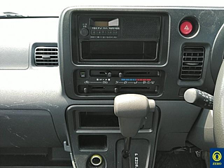 DAIHATSU HIJET VAN 2011